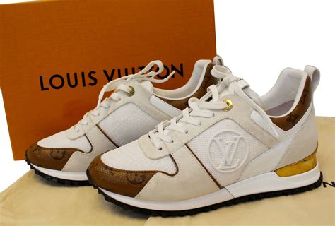 runner lv|lv trainers price.